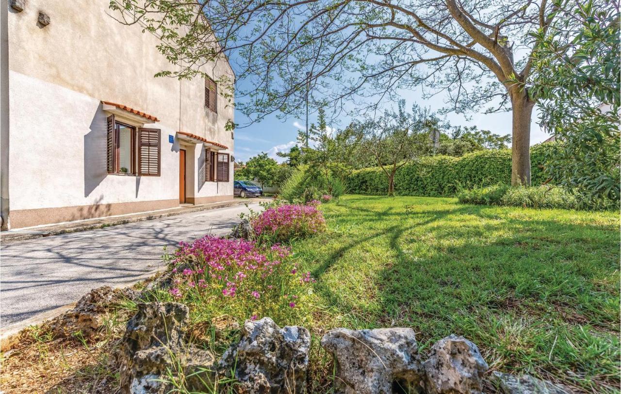 Two-Bedroom Apartment in Fažana Buitenkant foto